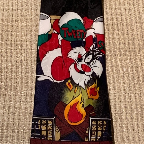 Looney Tunes 1997 Christmas Sylvester & Tweety Tie - Picture 3 of 8